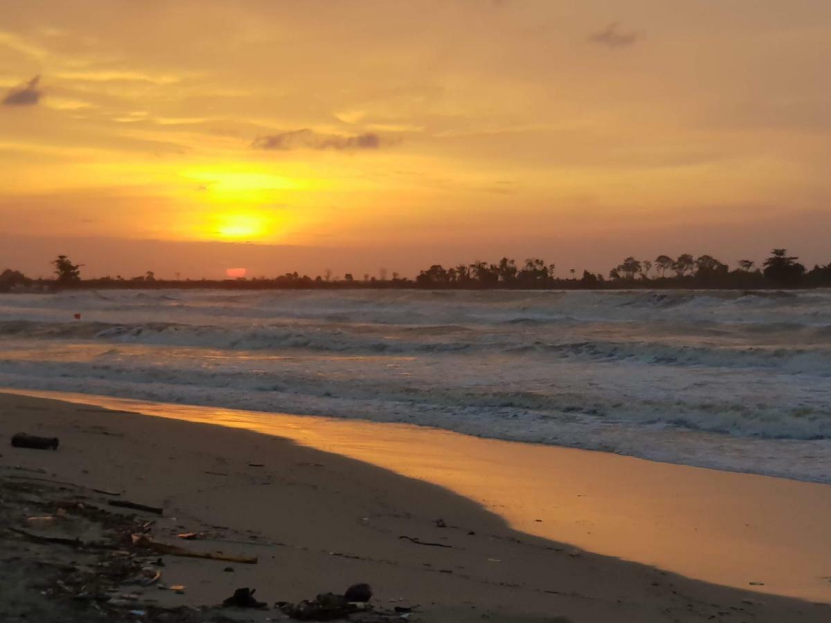 Omah Laut Bondo Jepara - By The Beach, Direct View Of The Sea, Great Base For Water Sports Margokerto 外观 照片